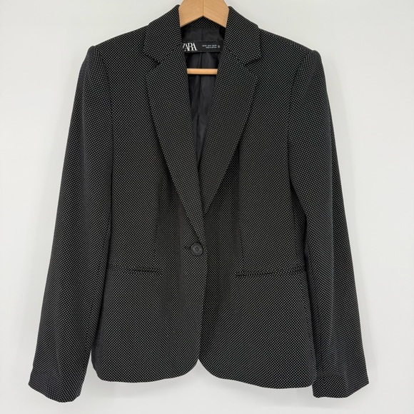 ZARA Women’s Blazer‎ size 6 Textured Black & White polka dots single button EUC - Picture 1 of 11